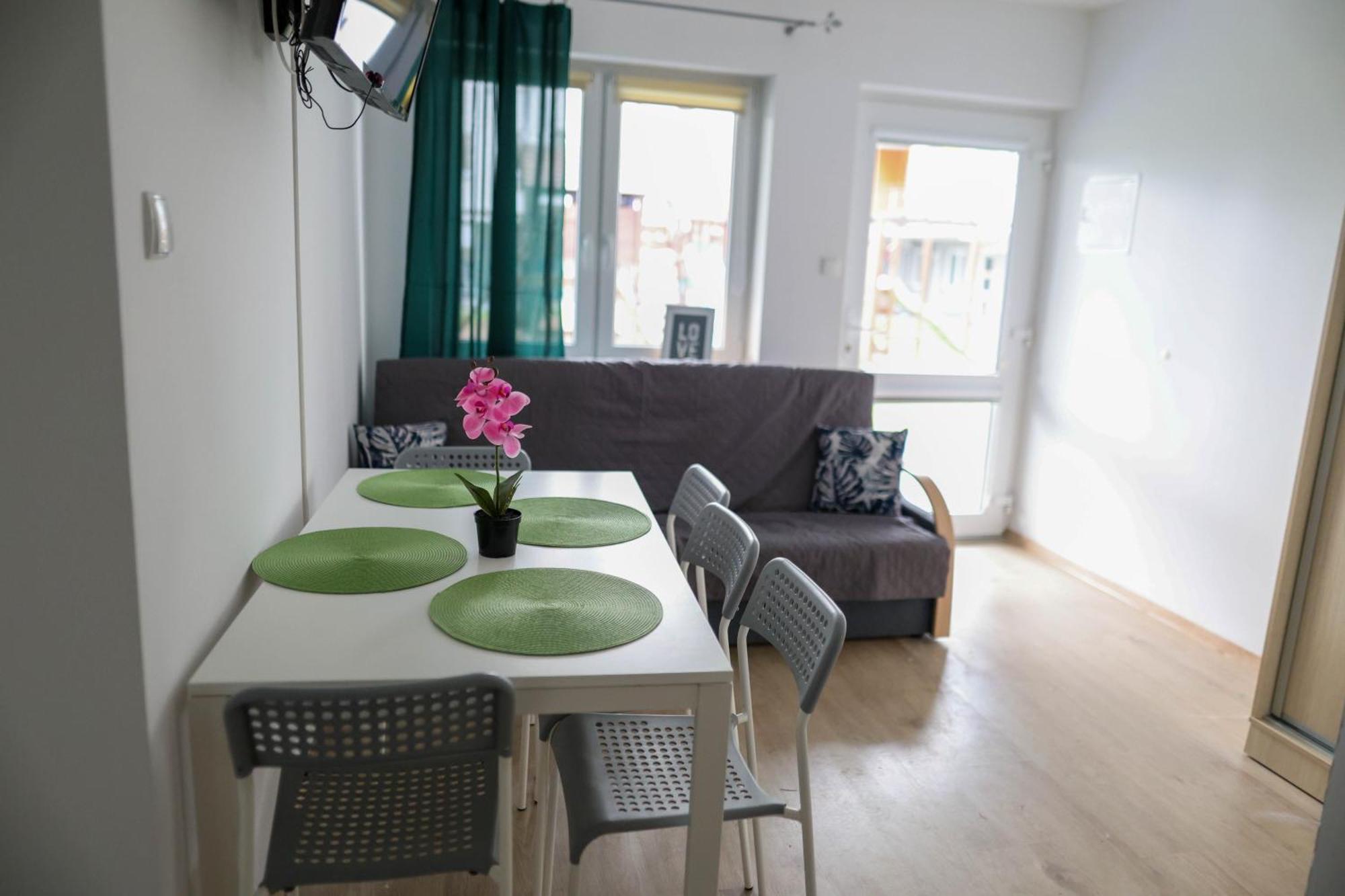 Apartamenty Poddabek- Basen Kryty, Sauna, Animacje Dla Dzieci , Malpi Gaj, Baseny Na Dachu Poddąbie Exterior photo